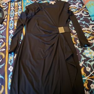 I'm selling this Michael kors dress worn once.